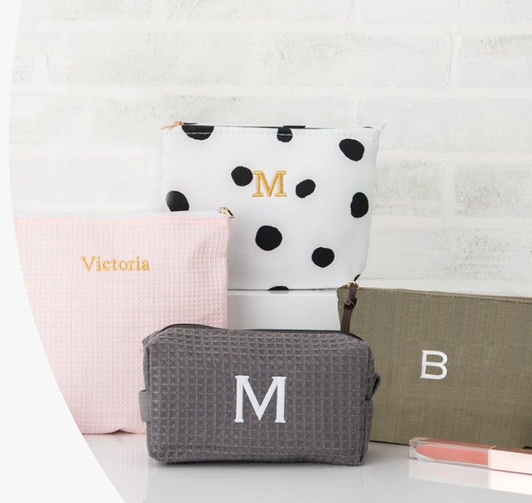 Landing Page - Personalized Makeup Bags And Brushes